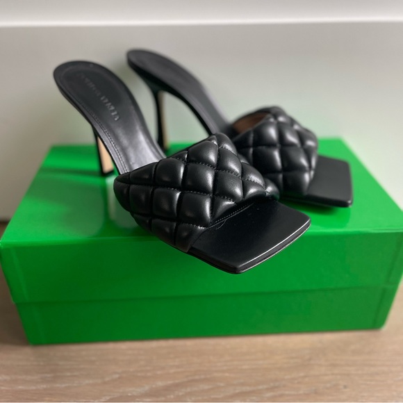 Bottega Veneta Padded Sandal - Picture 1 of 5